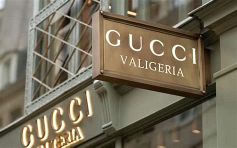 quotazione azione gucci|Kering SA (KER.PA) .